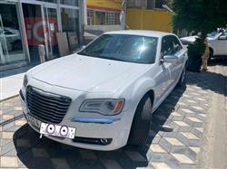 کرایسلەر 300